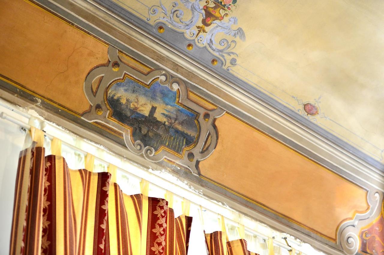 Hotel Iris Перуджа Екстер'єр фото