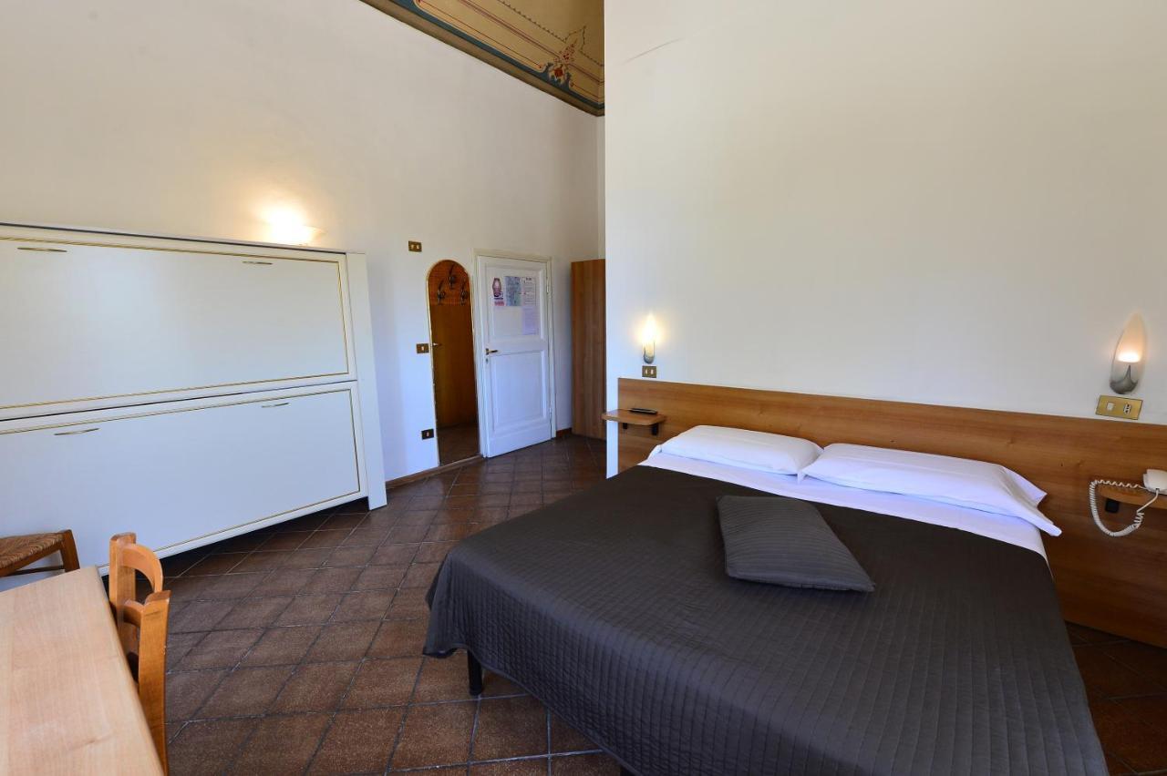 Hotel Iris Перуджа Екстер'єр фото