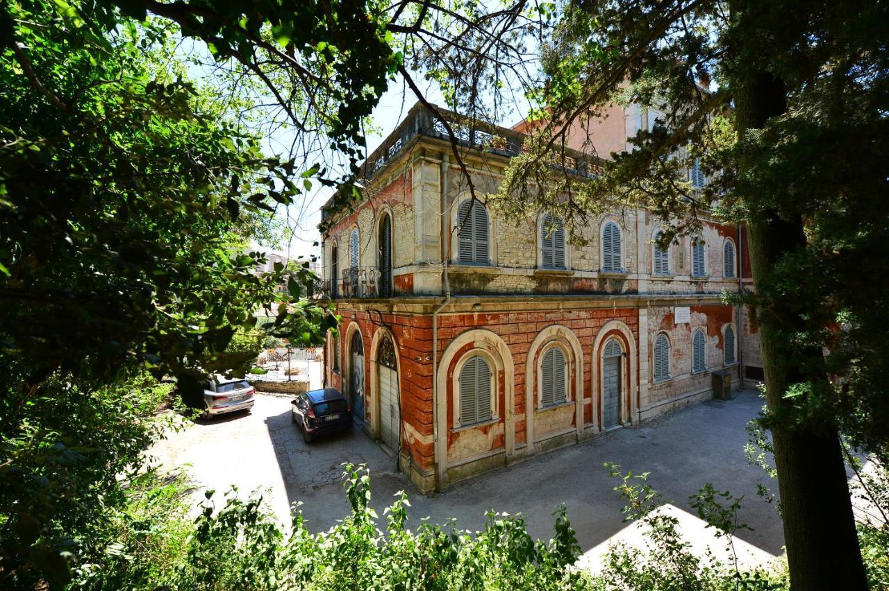 Hotel Iris Перуджа Екстер'єр фото