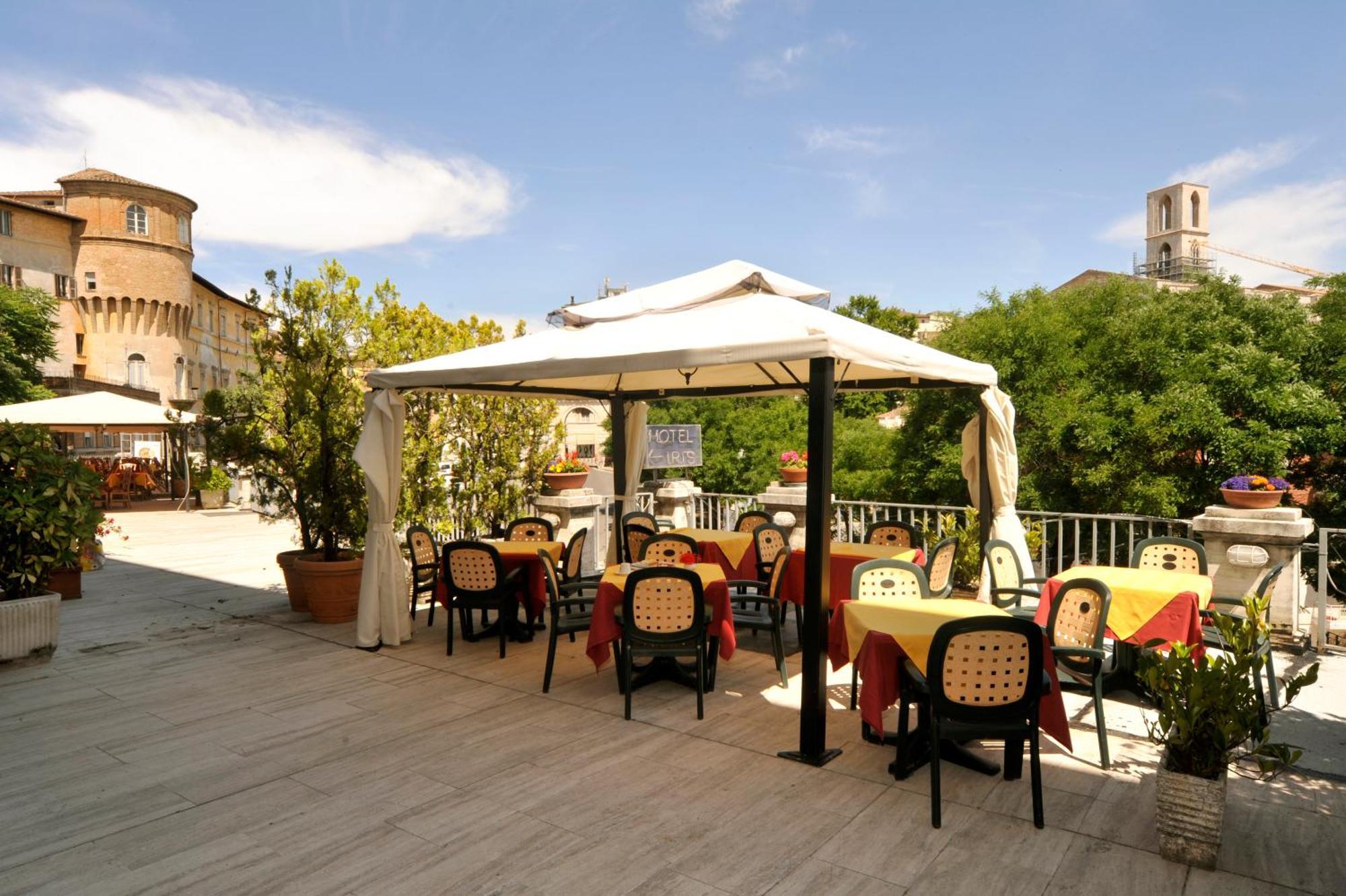 Hotel Iris Перуджа Екстер'єр фото